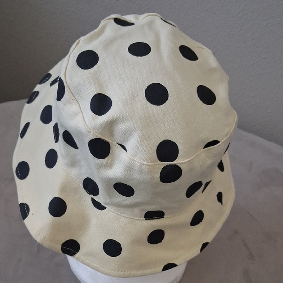 American Exchange Black & Cream Cotton Bucket Hat - Picture 5 of 9
